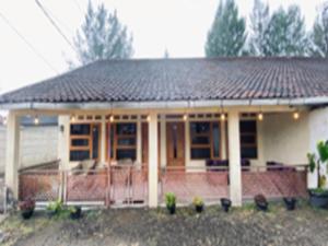 Cozzy Villa KC Cileunca