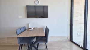 Luxury oceanfront apartment in Puerto Morelos