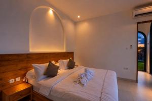 Villa Amor - 4BR Coastal Luxury in Pecatu