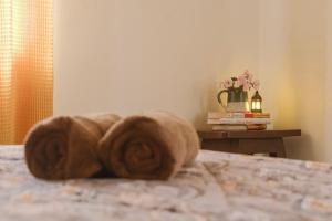 Explore Benares by Fursat