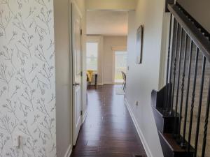 Cozy Waukee Retreat - Mins to I-80, Dining & Parks