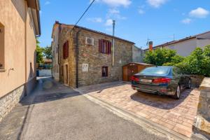 Antons Istrian Stone House near Koper - Happy Rentals