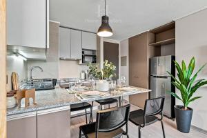 HT Ñuñoa Cozy Apartment with Parking for 3 people