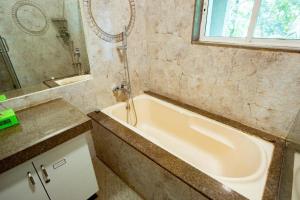 Tropical Boho Retreat - Assagao 3BHK Duplex Villa with Pool Access
