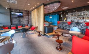 Hotels Ibis Niort Est Mendes France : photos des chambres