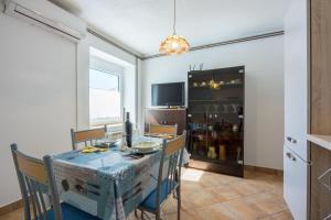 Rural Apt Lea for 2 w Terrace - Happy Rentals