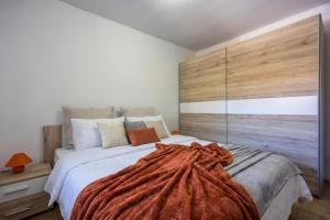 Rural Apt Lea for 2 w Terrace - Happy Rentals