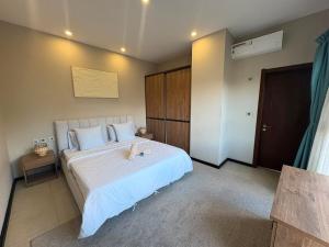 Villa Tirta - Pool, relaxation and beach within walking distance