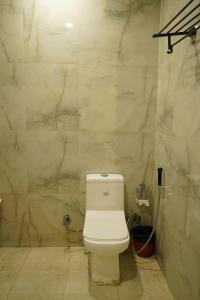 Hotel Royal Plaza - Laxmi Nagar Metro Station