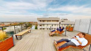 PANORAMIC TERRACE Two Bedroom Apartment Sikorskiego