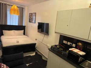 Modern & Cozy Thindigua Studio FAST WiFi & Stylish Interior Kiambu Road