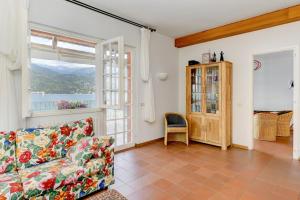 Villa Giovanna with swimming pool & private jetty