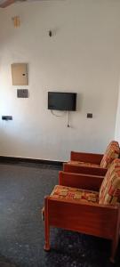 Adbs Arudhra Homes & Family Rooms