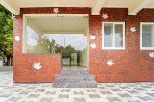 Townhouse MK University Bus Terminal Madurai Formerly Aca Elite