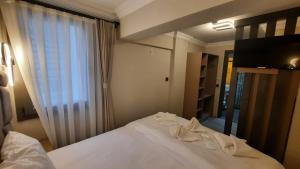 TALLES CITY HOTEL