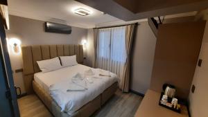 TALLES CITY HOTEL