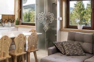 OKNO NA GÓRY - apartament w widokiem na góry i kominkiem - ZAKOSPANIE