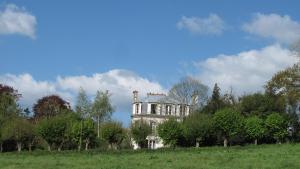 B&B / Chambres d'hotes chambres d'hotes du Manoir de Suguensou : photos des chambres