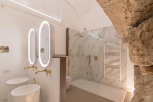 Etruscan Dream Jacuzzi Apartment in the Heart of Perugia