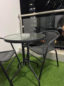 Stylish Haven Studio - Yaya with Skyline Views and Gym