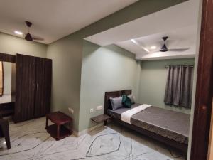 FabHotels Greyhaven
