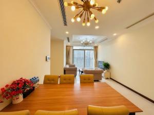 CĂN HỘ CAO CẤP LANDMARKS - VINHOMES CENTRAL PARK - 豪华公寓Landmark