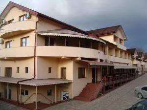 Hotel Martisorul - Cacica
