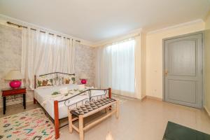 Riad Luxe avec Piscine Privée , Bien Situé et Confort Absolu