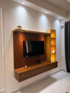 omstays Gr noida and noida