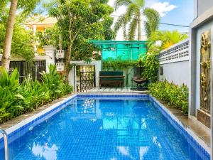 Angkor Rithy boutique