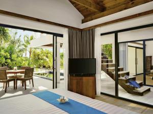 Kuredhivaru Resort and Spa - Maldives