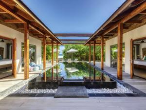 Kuredhivaru Resort and Spa - Maldives