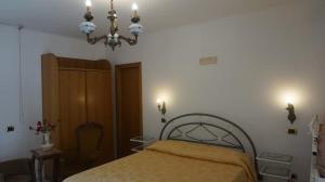 "Villaggio Camping Pompei" Bungalow & Camere