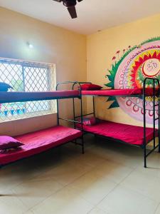 Anjuna Stays & backpackers
