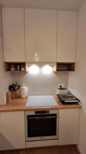 FENIX Apartament - Dębowy, Garaż podziemny, 2xParking, Ogród,Targi, Faktura VAT, dostęp 24h