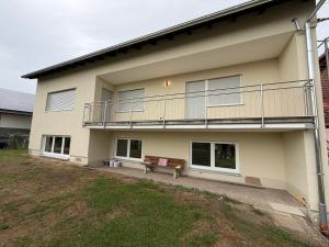 Wohnung Storchennest Weisach für 4 Gäste in der Nähe der A3