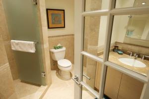 Beachfront Condo with Two Pools - Sapphire 103