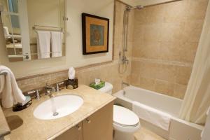 Beachfront Condo with Two Pools - Sapphire 103