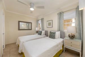 Luxury Oceanfront Condo with Pool - Sapphire 313