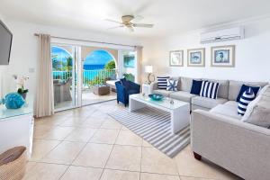 Modern Beachfront Condo with Pool - Sapphire 307