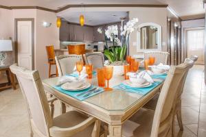Modern Beachfront Condo with Pool - Sapphire 309