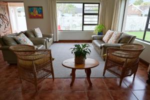 3-Bedroom House Heatherlands