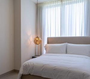 Serviced 2 Bedroom Apartment with City View