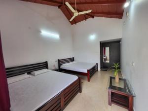 Dinnekere Homestay - Private Stay, Home Food, Estate, Near to Sight seeing
