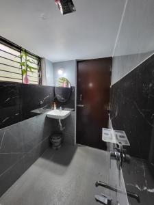 Dinnekere Homestay - Private Stay, Home Food, Estate, Near to Sight seeing
