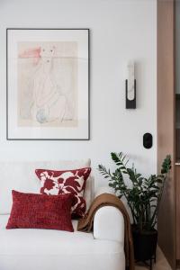 Modern 2-Room Flat New Praga - 7 min to Metro