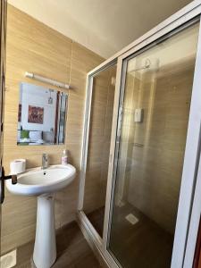 Apartment in Ruaka near UN, Two Rivers & Village Market