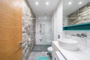 Modern 40m2 Flat near Beach with Private Parking