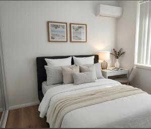 Sleep 4 New 1 bedroom 2 baths Villa Near Parramatta CBD and Westmead hospital