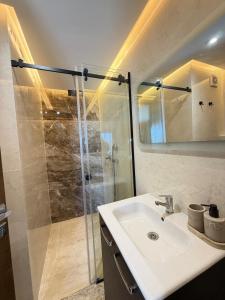 Your Cozy Retreat by La Corniche in Tangier